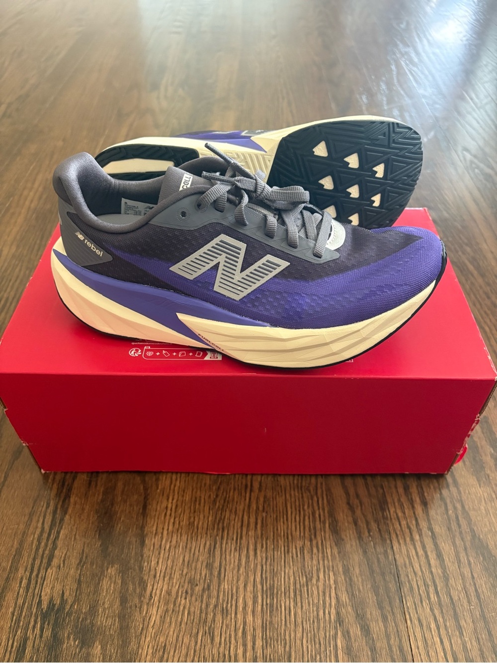 Women’s New Balance Rebel V5